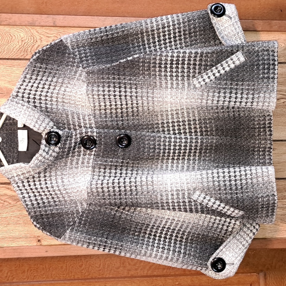 Studio Works size L Black/gray Plaid Textured Jacket, 3/4 sleeves. NWT